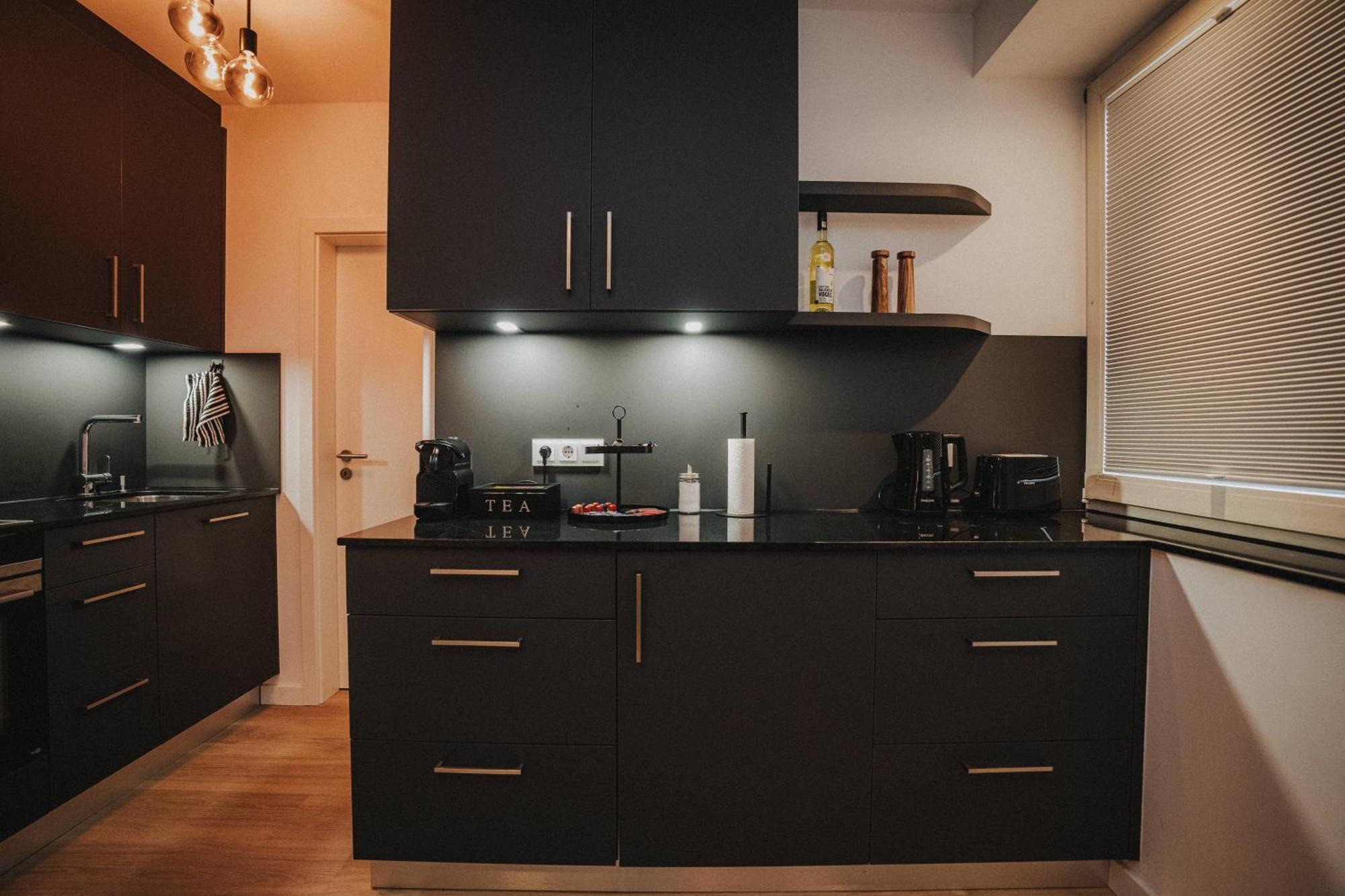 Downtown Apartment Mit Luxusbad Am Hafen Nur 5 Minuten Zu Fuss In Die Innenstadt Und Zum Bahnhof! Oldenburg Exteriör bild