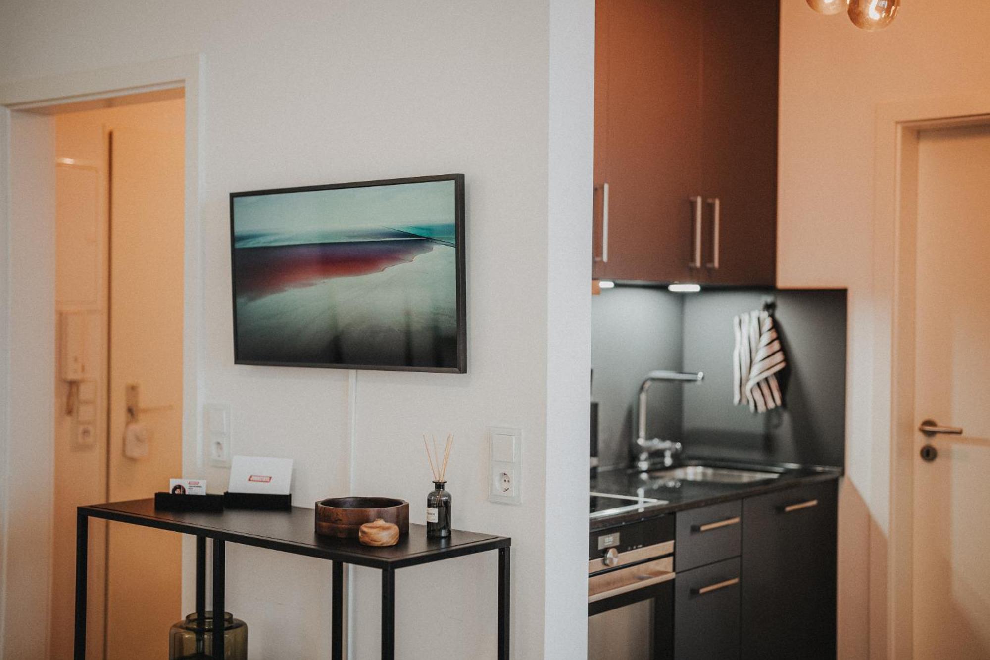 Downtown Apartment Mit Luxusbad Am Hafen Nur 5 Minuten Zu Fuss In Die Innenstadt Und Zum Bahnhof! Oldenburg Exteriör bild